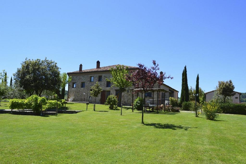 Il Palazzo Dei Diavoli Vila Montepulciano Stazione Exterior foto